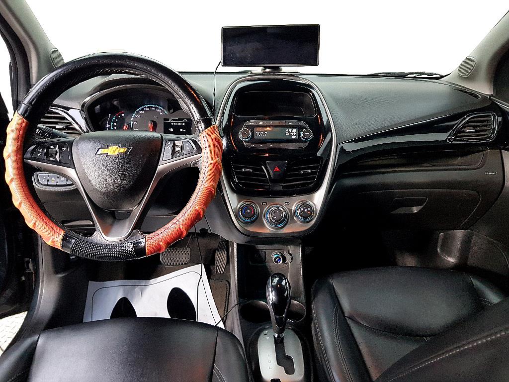 Chevrolet Spark - Vista 5