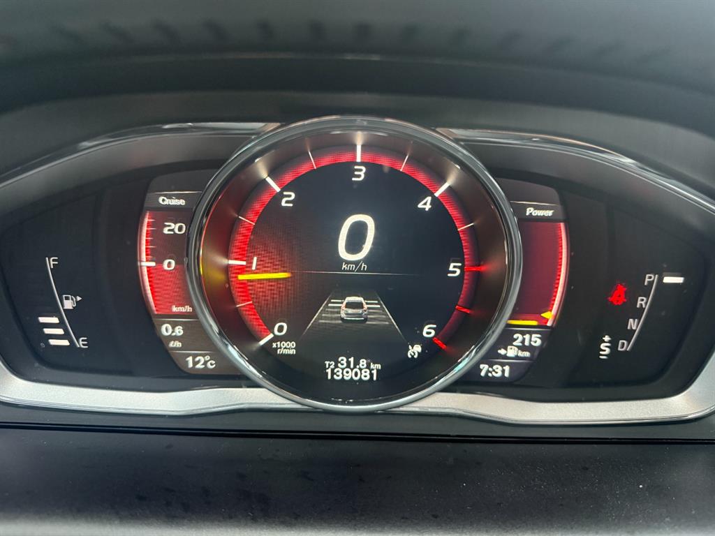 Volvo XC60 2017 Negro - Importación desde Corea - HF Imports Iquique - Foto 15