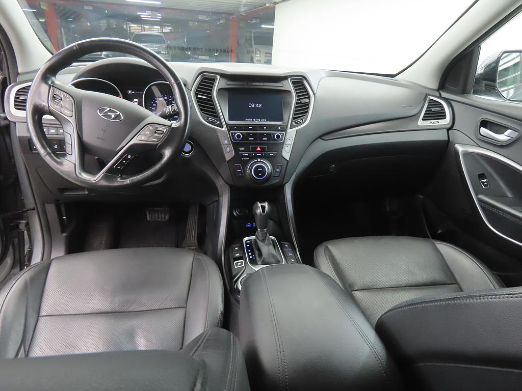 HYUNDAI Santa Fe - Vista 7