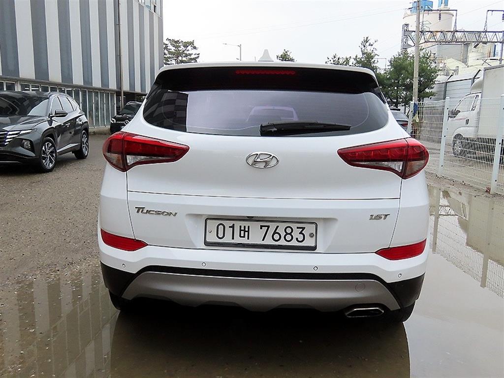 HYUNDAI Tucson - Vista 4