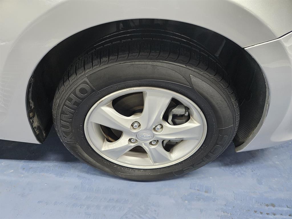 HYUNDAI Accent 2014 Gris - Importación desde Corea - HF Imports Iquique - Foto 18