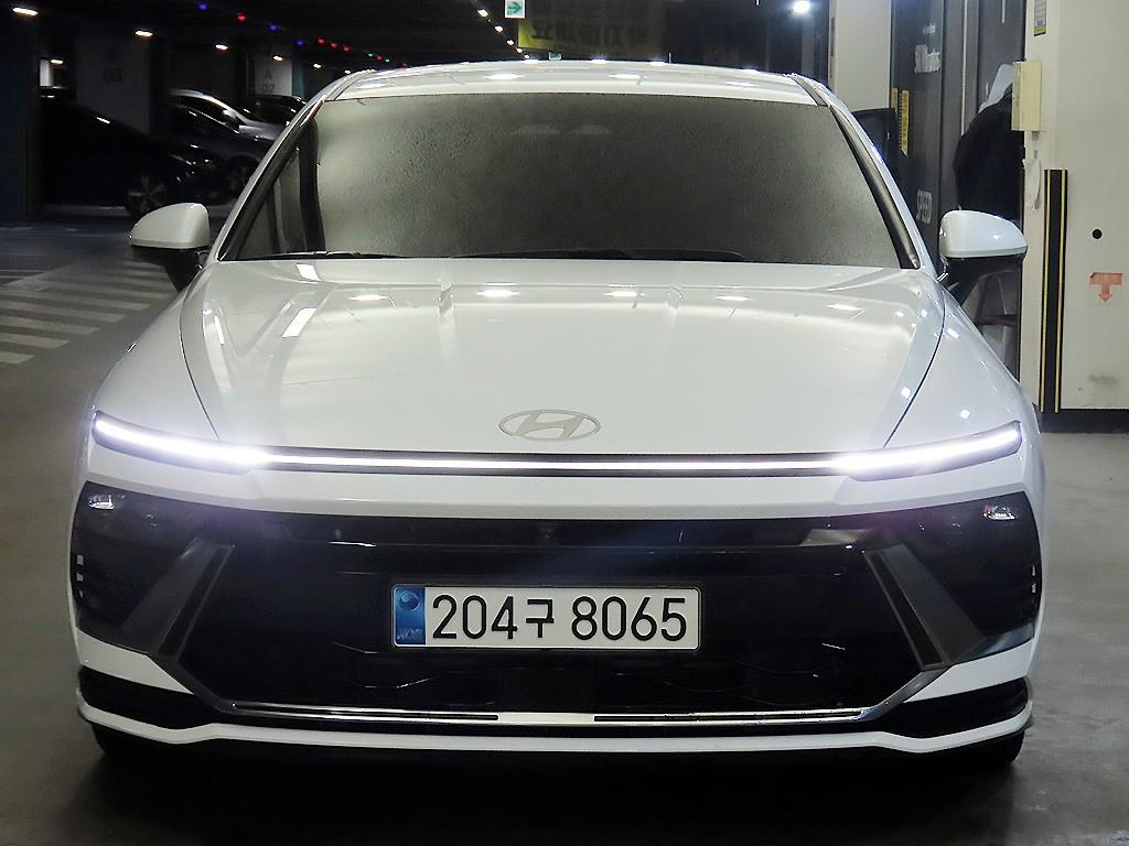 HYUNDAI Sonata - Vista 2