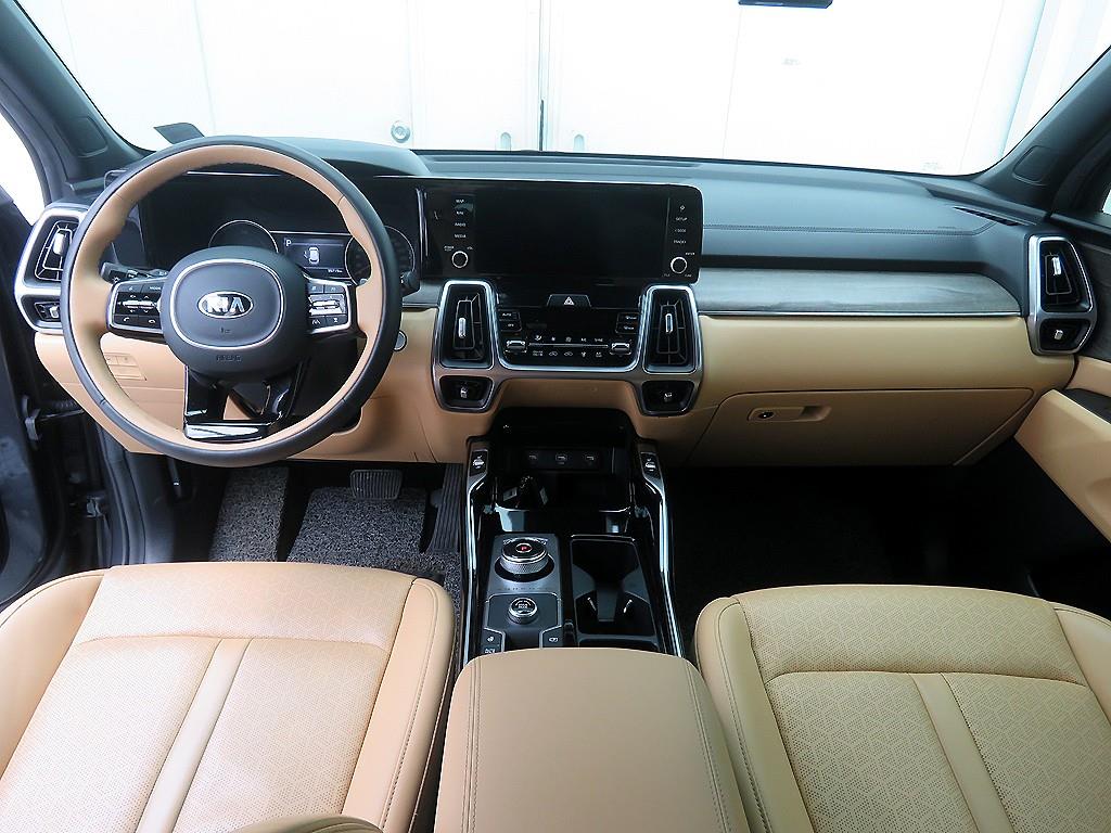 KIA Sorento - Vista 9