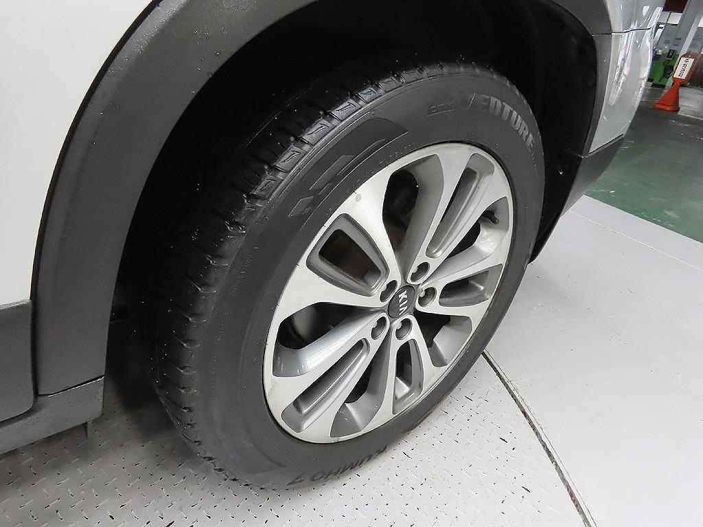 KIA Sorento - Vista 9