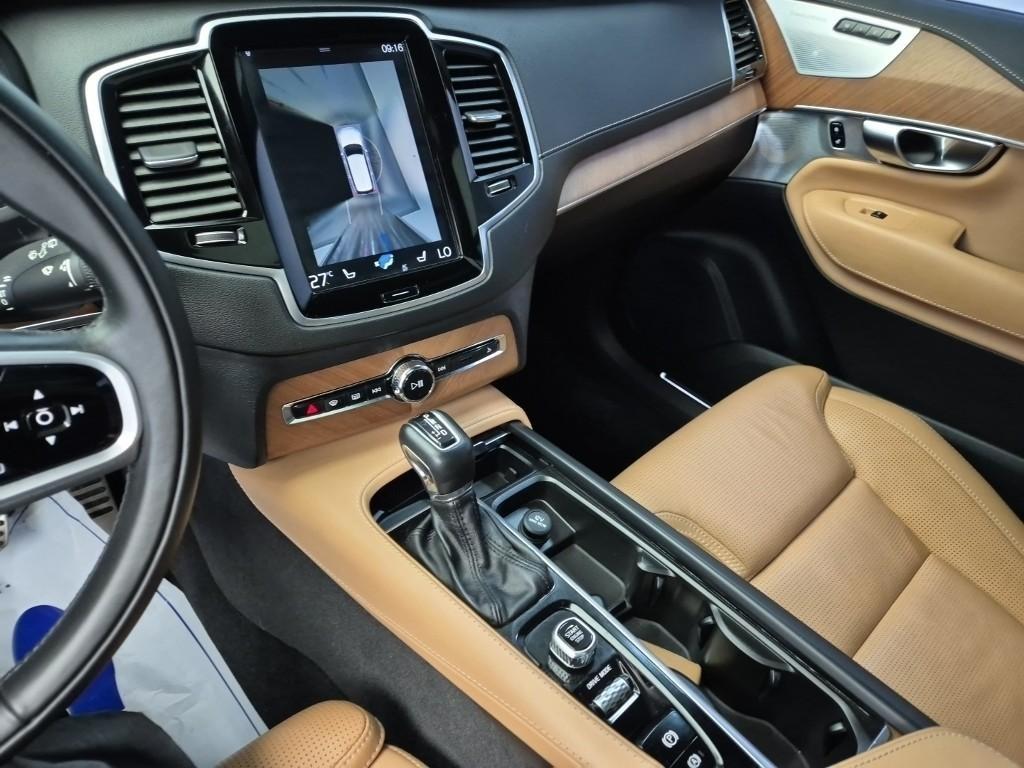 Volvo XC90 - Vista 10