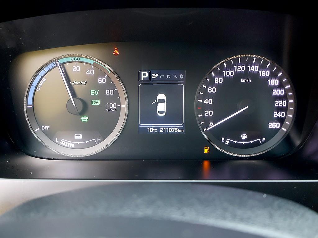 HYUNDAI Sonata - Vista 11