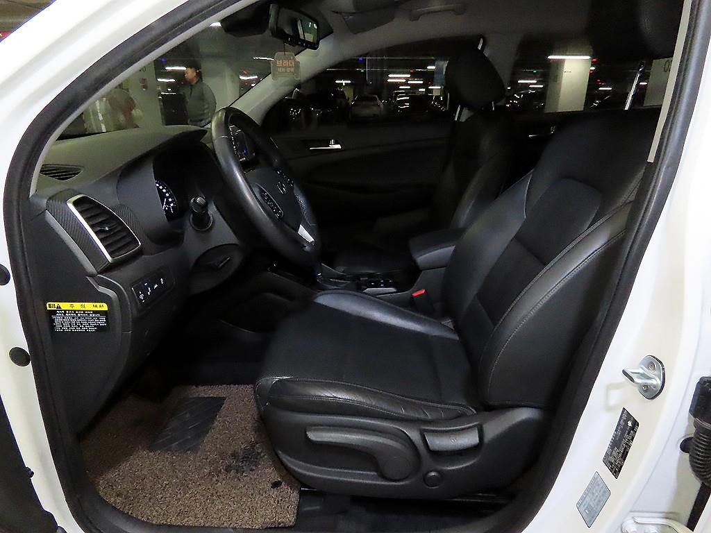 HYUNDAI Tucson - Vista 6