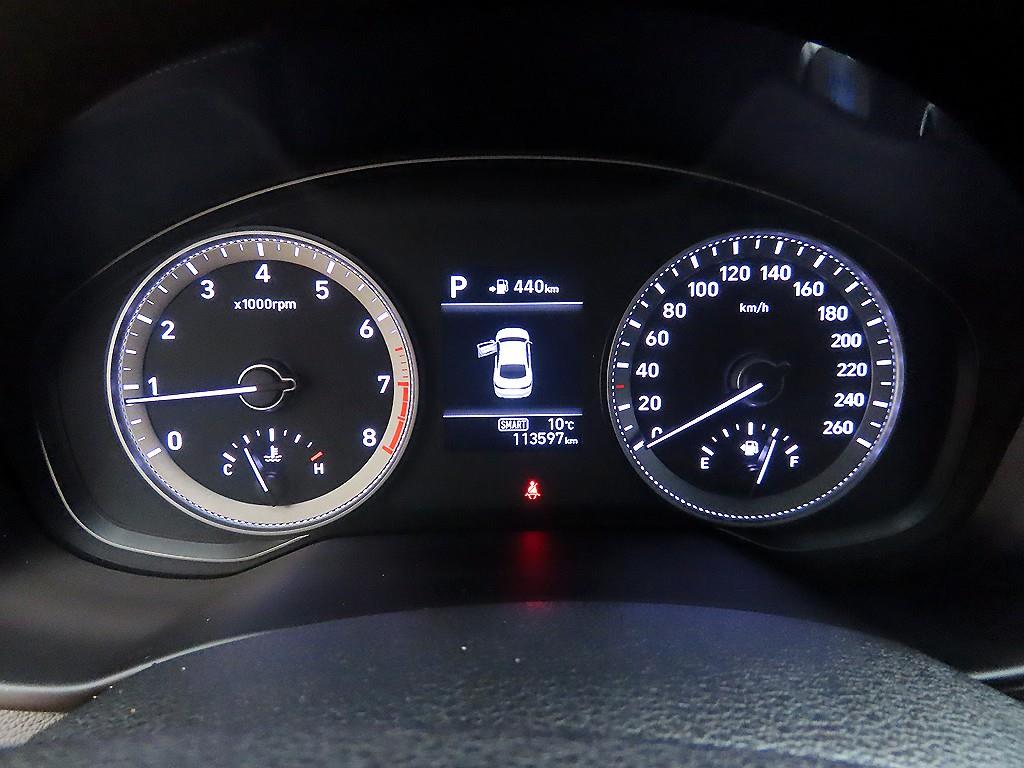 HYUNDAI Grandeur - Vista 9