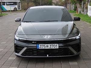 HYUNDAI Avante - Vista 2