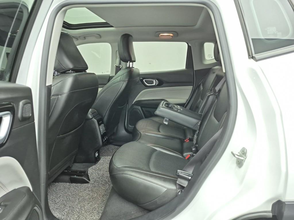 Jeep Compass - Vista 12