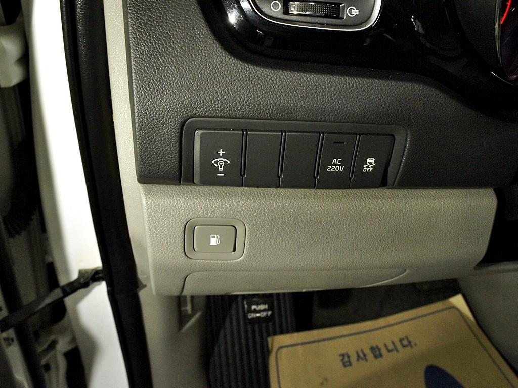 KIA Carnival 2016 Blanco - Importación desde Corea - HF Imports Iquique - Foto 14