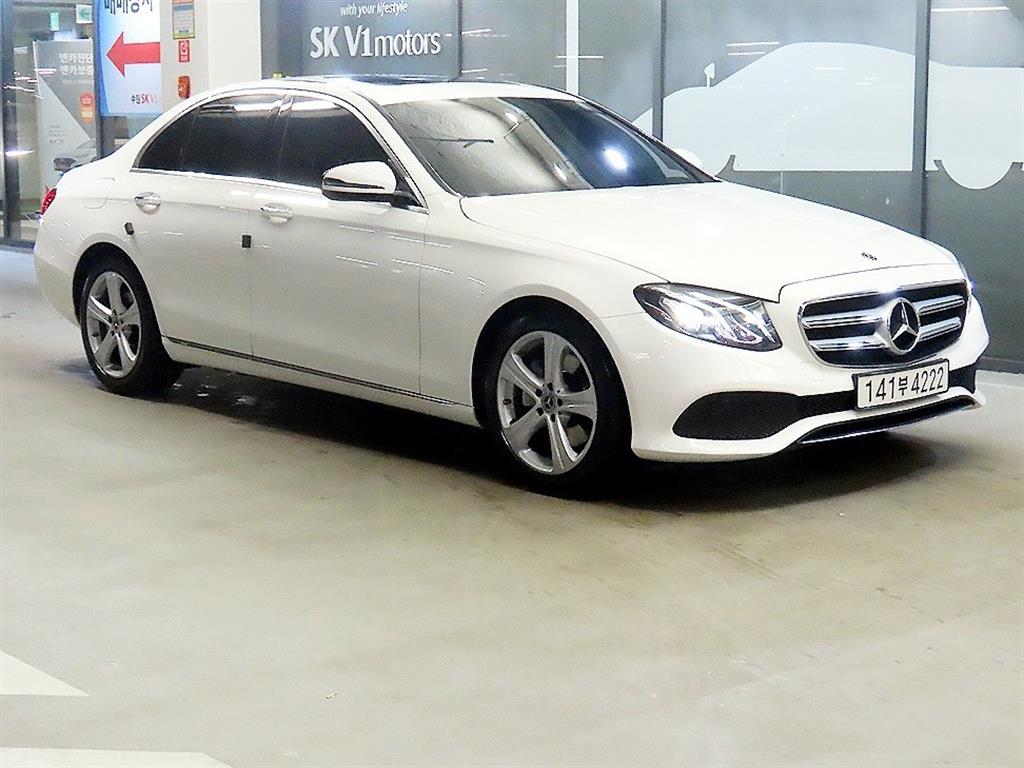 Mercedes Benz E class 2017 Blanco - Importación desde Corea - HF Imports Iquique - Foto 1