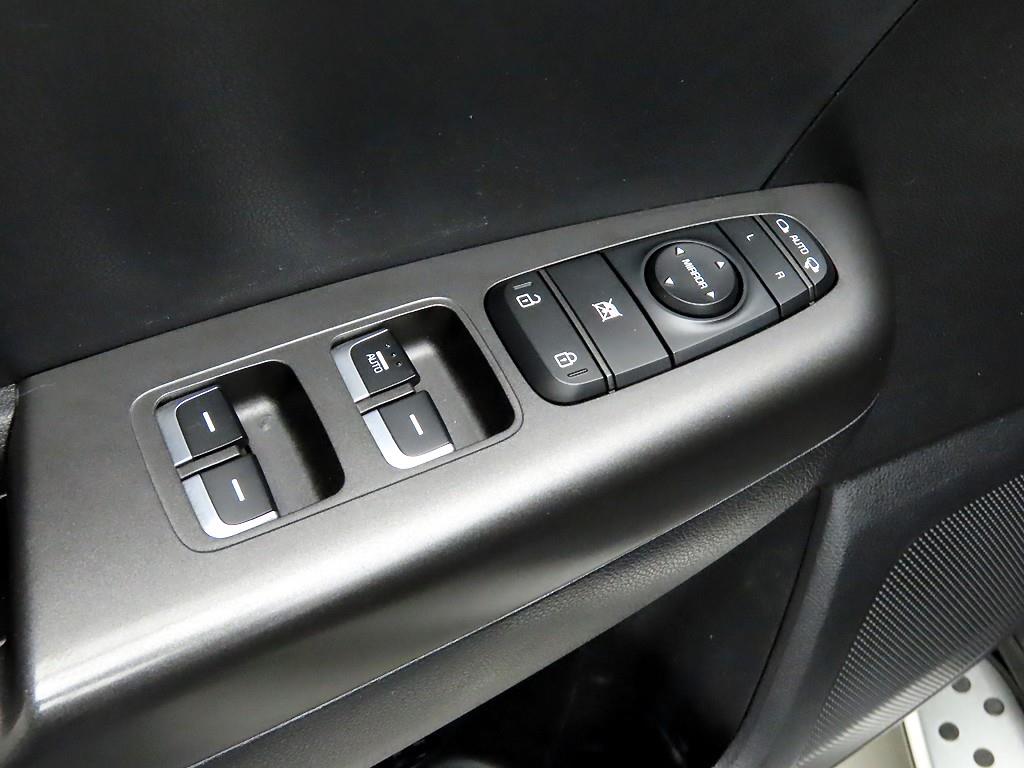 KIA Sportage - Vista 11