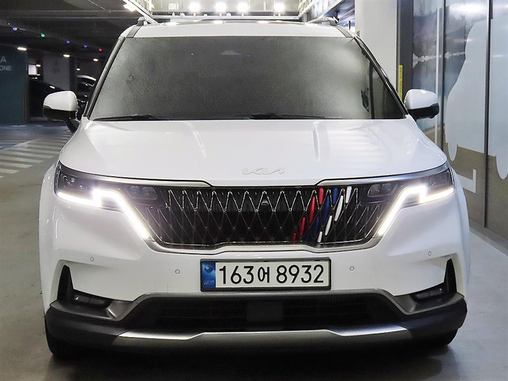 KIA Carnival - Vista 2