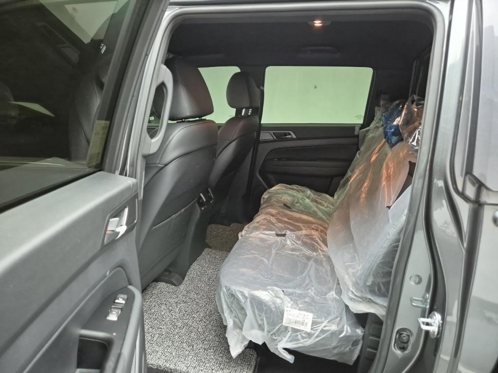Ssangyong Rexton - Vista 12