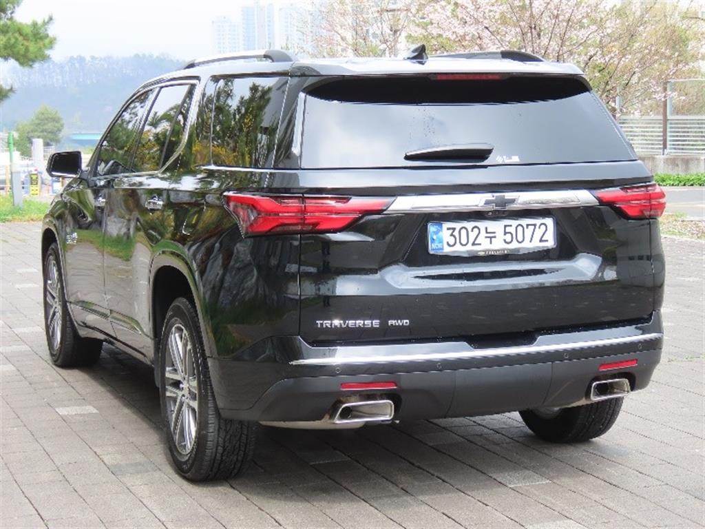 Chevrolet Travers - Vista 7