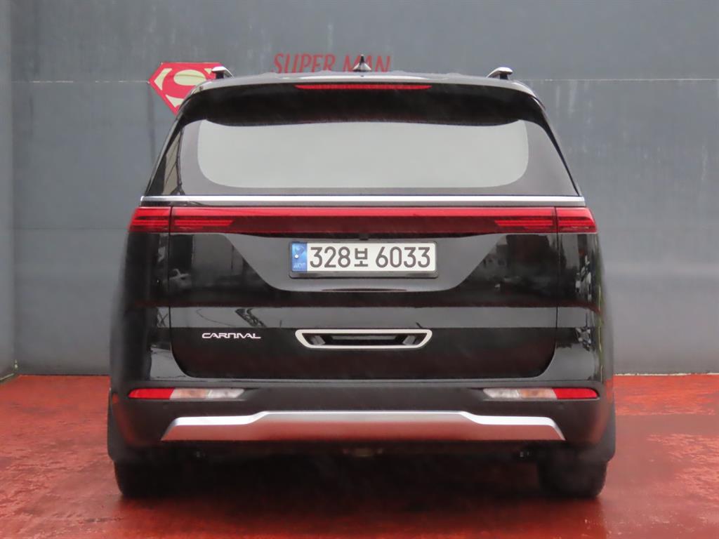 KIA Carnival - Vista 7