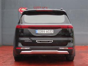 KIA Carnival - Vista 8