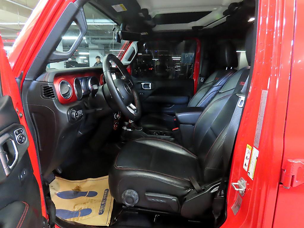 Jeep Wrangler - Vista 6