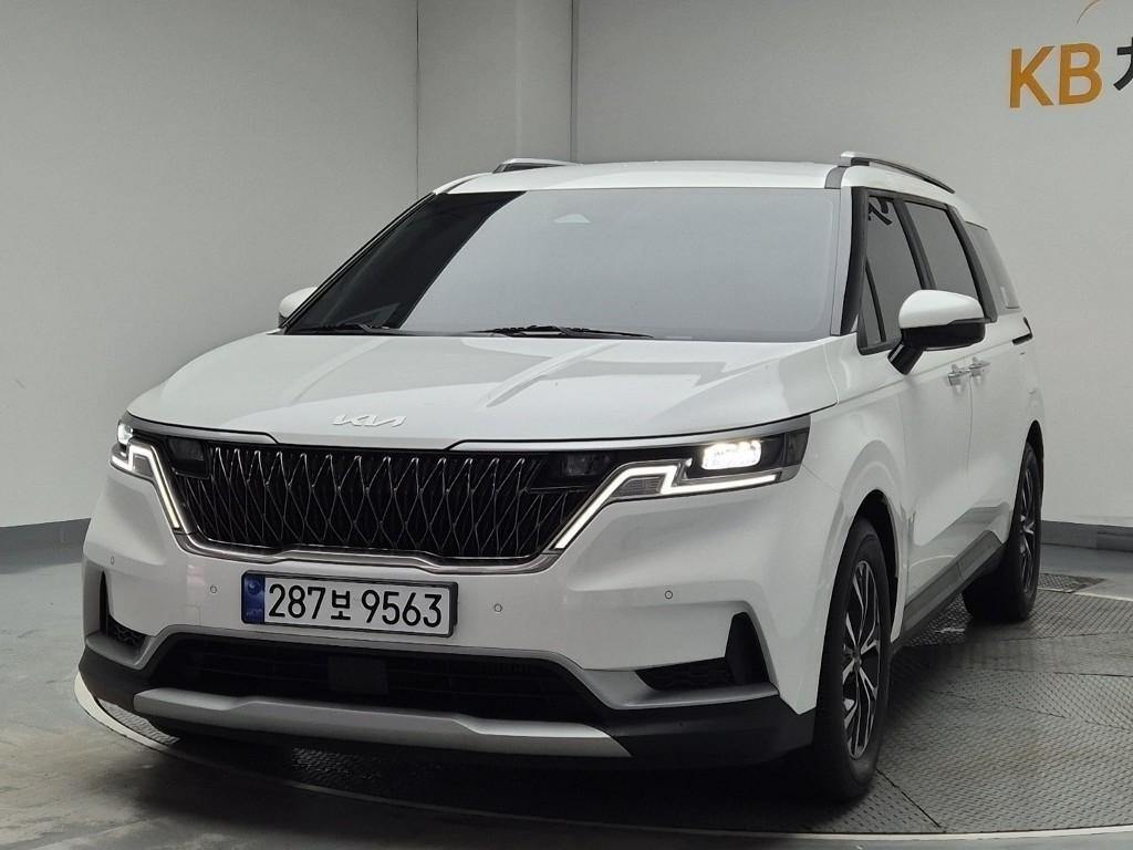 KIA Carnival 2022 Blanco - Importación desde Corea - HF Imports Iquique - Foto 1
