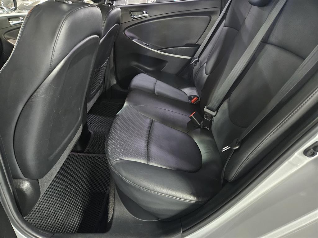 HYUNDAI Accent 2014 Gris - Importación desde Corea - HF Imports Iquique - Foto 16