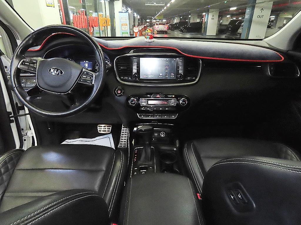 KIA Sorento - Vista 10