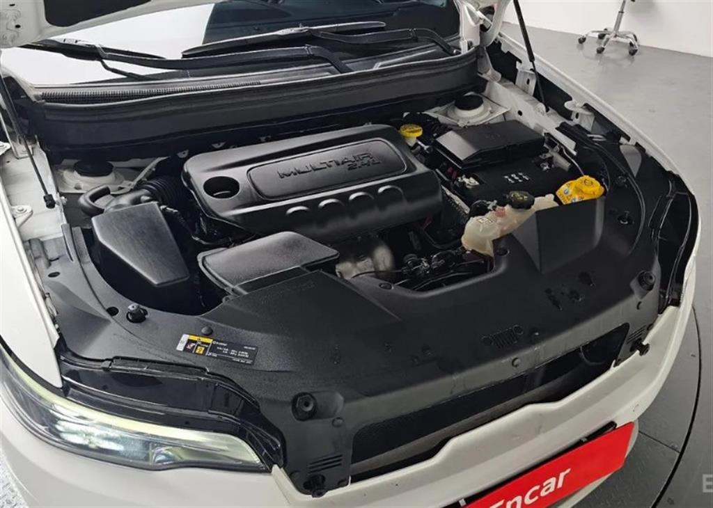 Jeep Cherokee - Vista 6