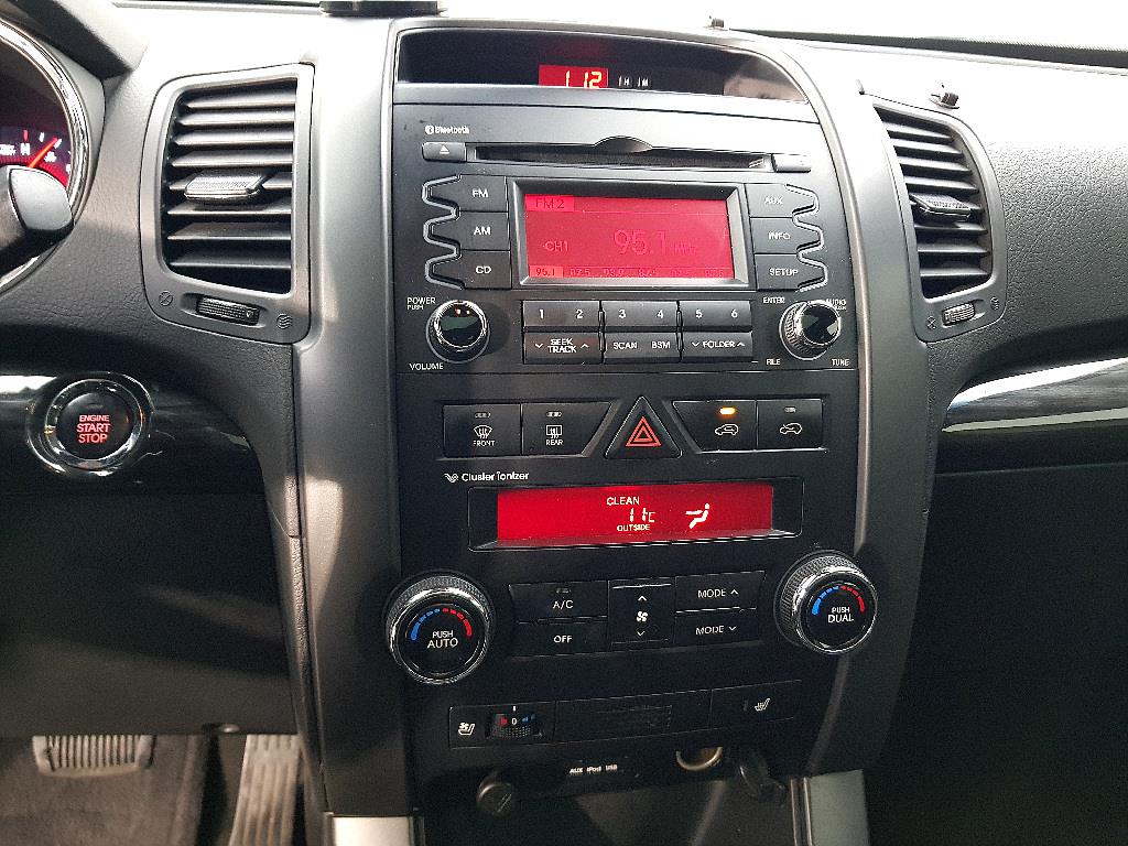 KIA Sorento - Vista 11