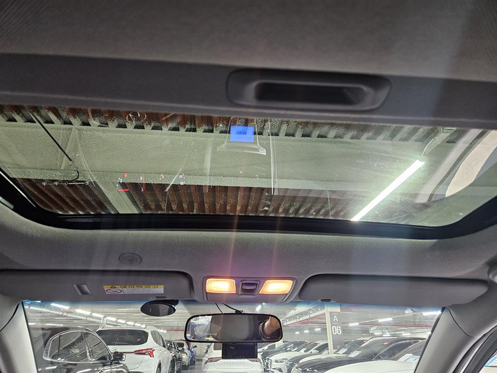 HYUNDAI Accent - Vista 7