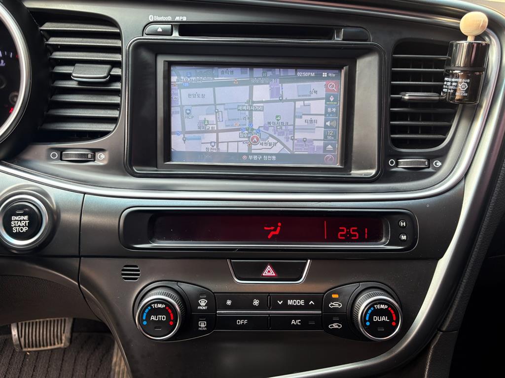 KIA K5 2014 Negro - Importación desde Corea - HF Imports Iquique - Foto 14