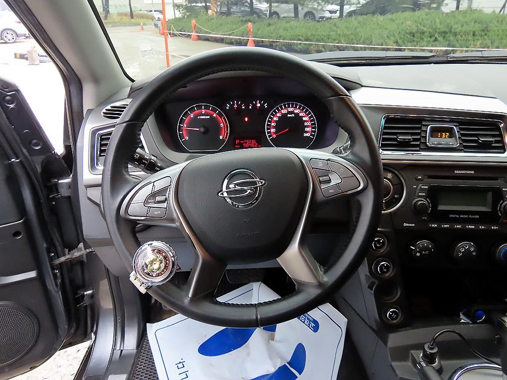 Ssangyong Korando - Vista 8