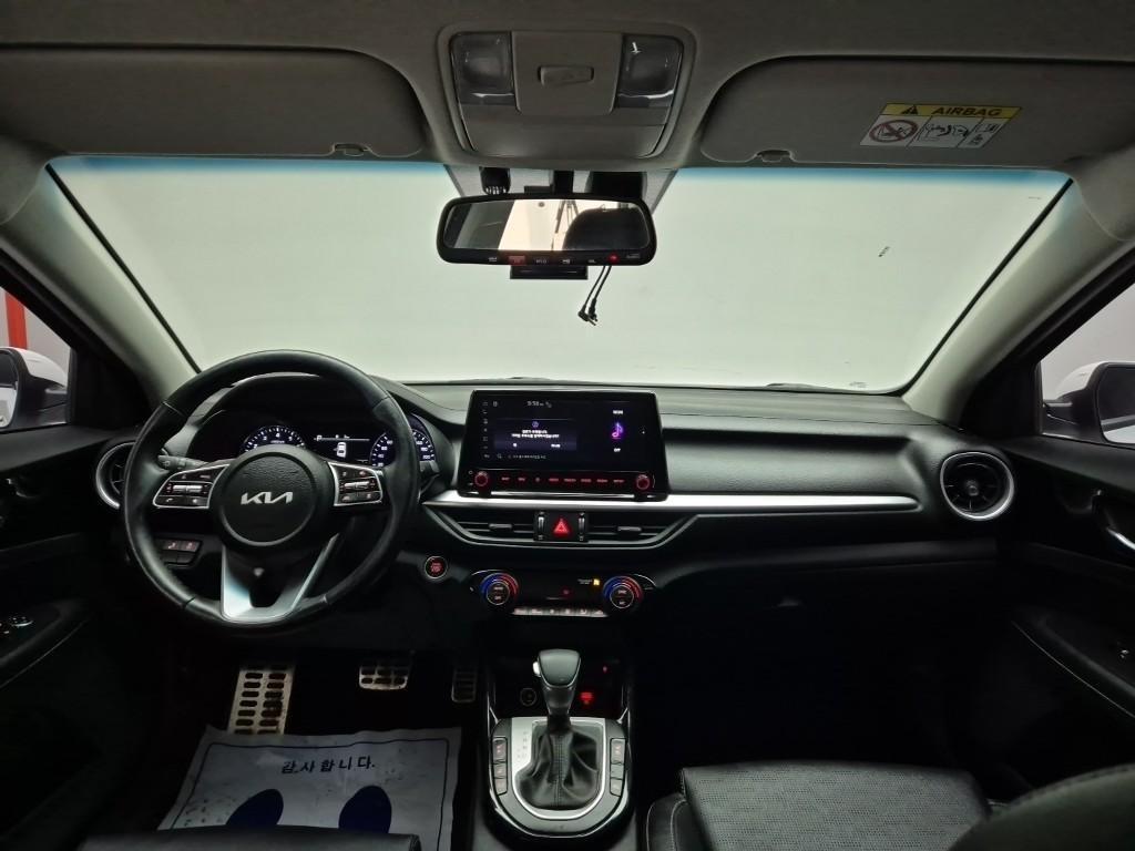 KIA K3 - Vista 7