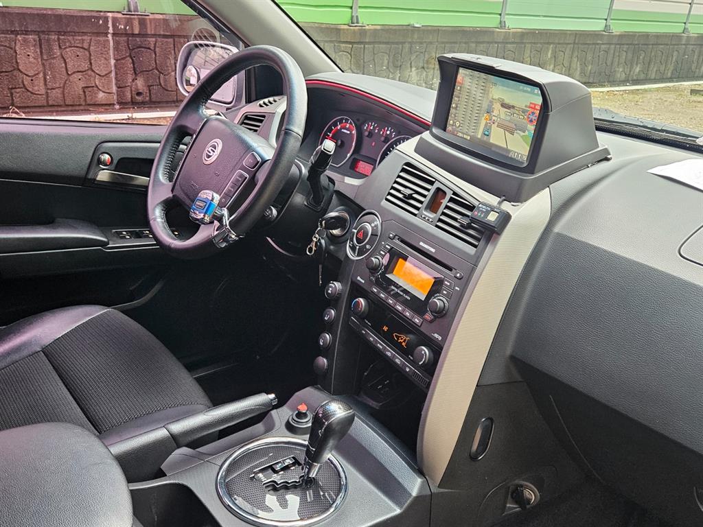 Ssangyong Korando 2014 Plateado - Importación desde Corea - HF Imports Iquique - Foto 19