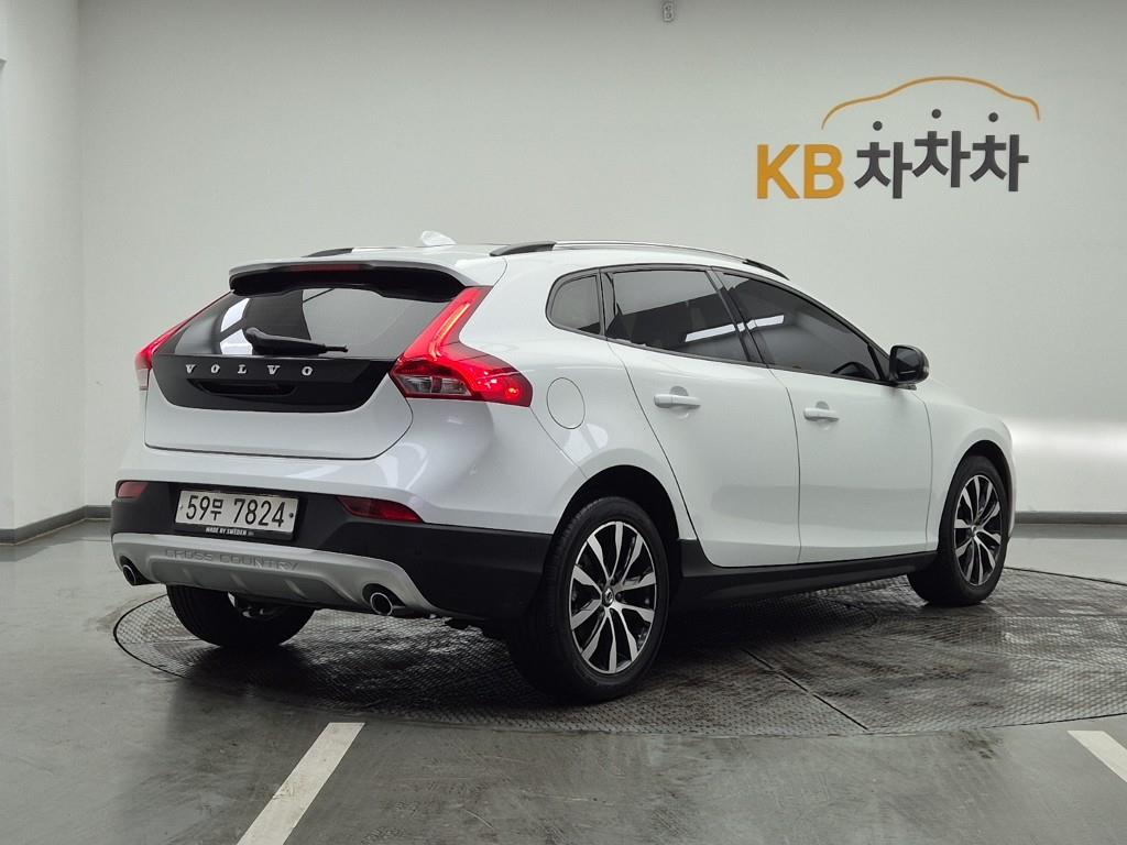 Volvo V40 - Vista 4
