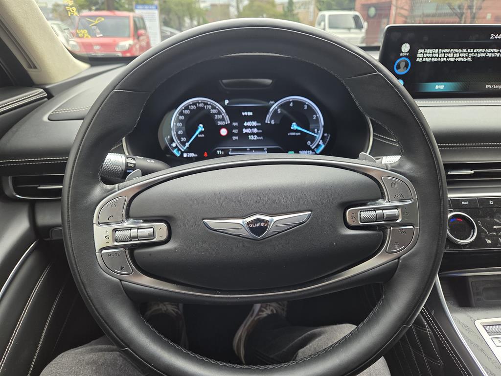 Genesis GV80 - Vista 4
