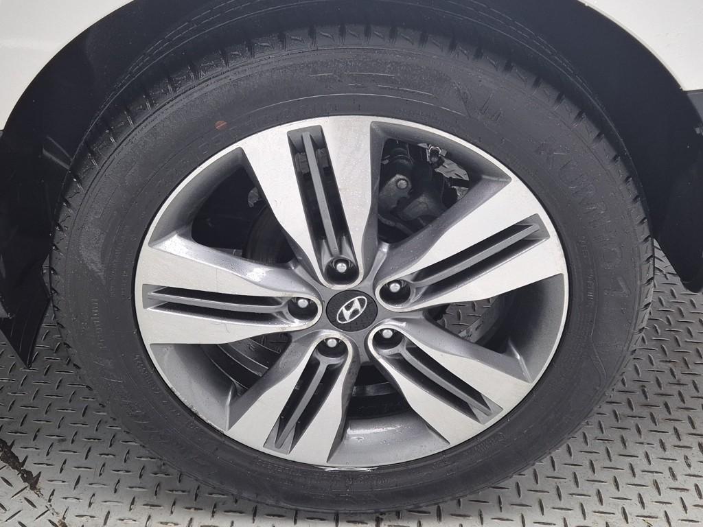 HYUNDAI Tucson 2015 Blanco - Importación desde Corea - HF Imports Iquique - Foto 13