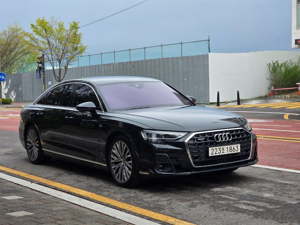 Audi A8 - Vista 3