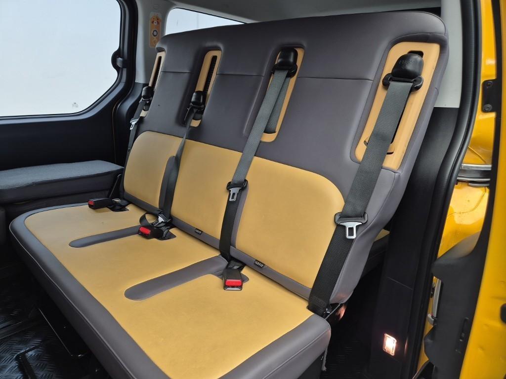 HYUNDAI Staria - Vista 10