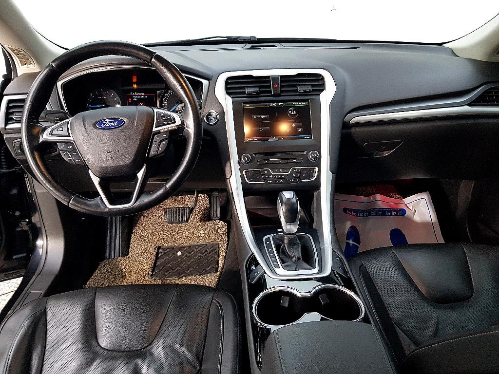 Ford Mondeo - Vista 5