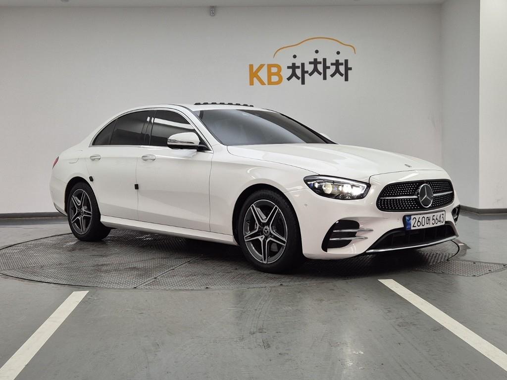 Mercedes Benz E class - Vista 2