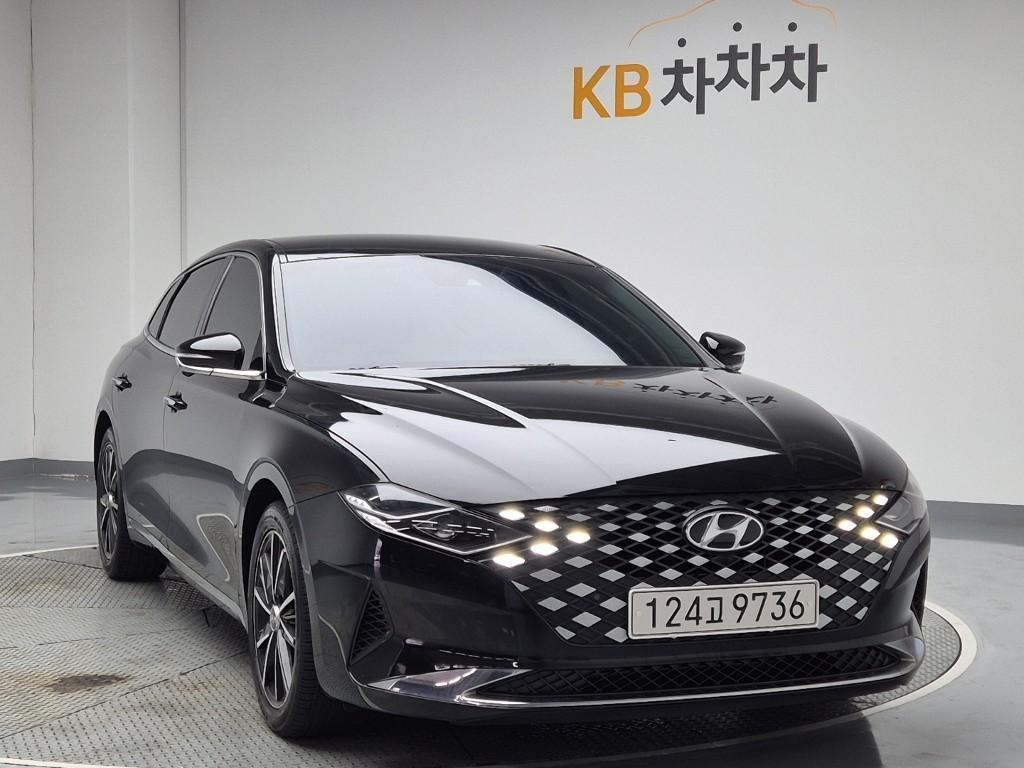 HYUNDAI Grandeur - Vista 4