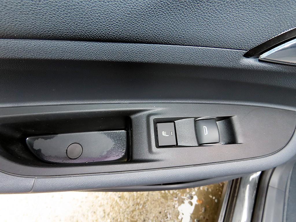 Chevrolet Bolt 2019 Gris - Importación desde Corea - HF Imports Iquique - Foto 17