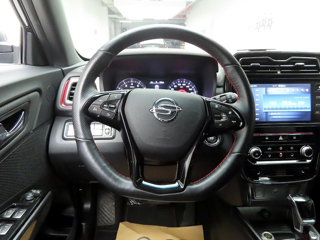 Ssangyong Tivoli - Vista 8