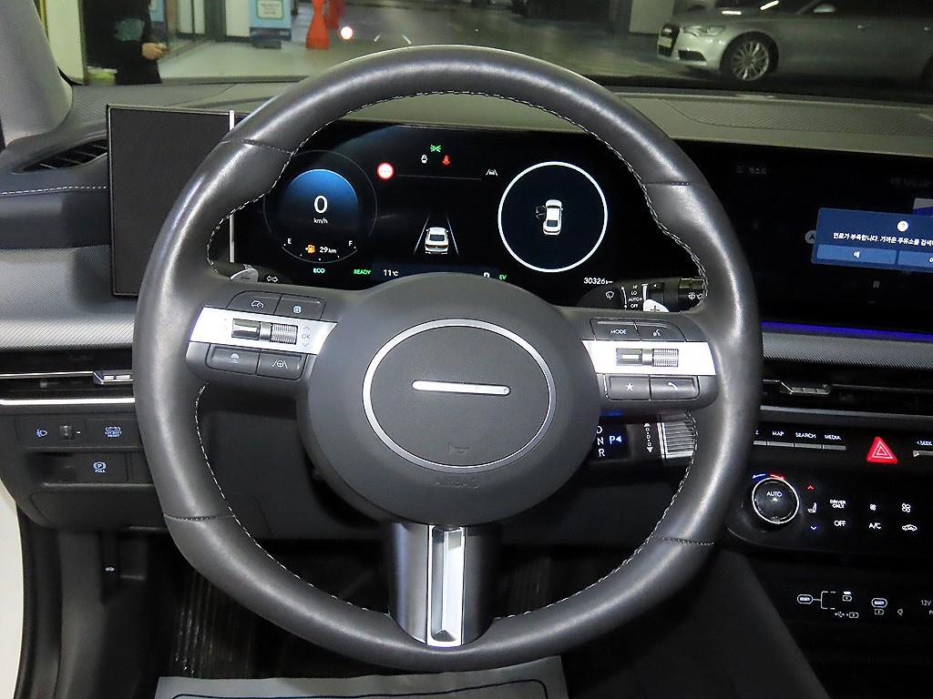 HYUNDAI Sonata - Vista 8