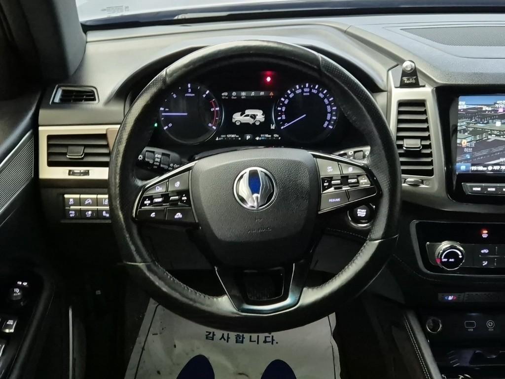 Ssangyong Rexton - Vista 9