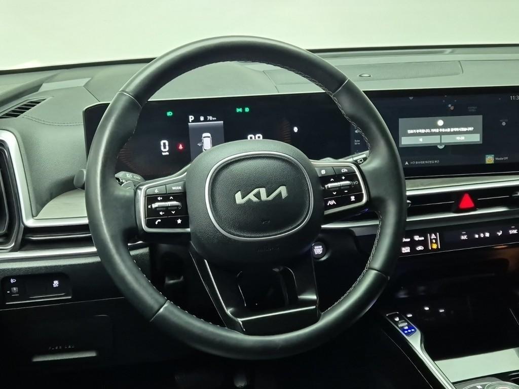 KIA Sorento - Vista 9