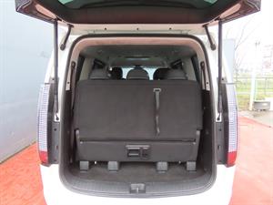 HYUNDAI Staria - Vista 10