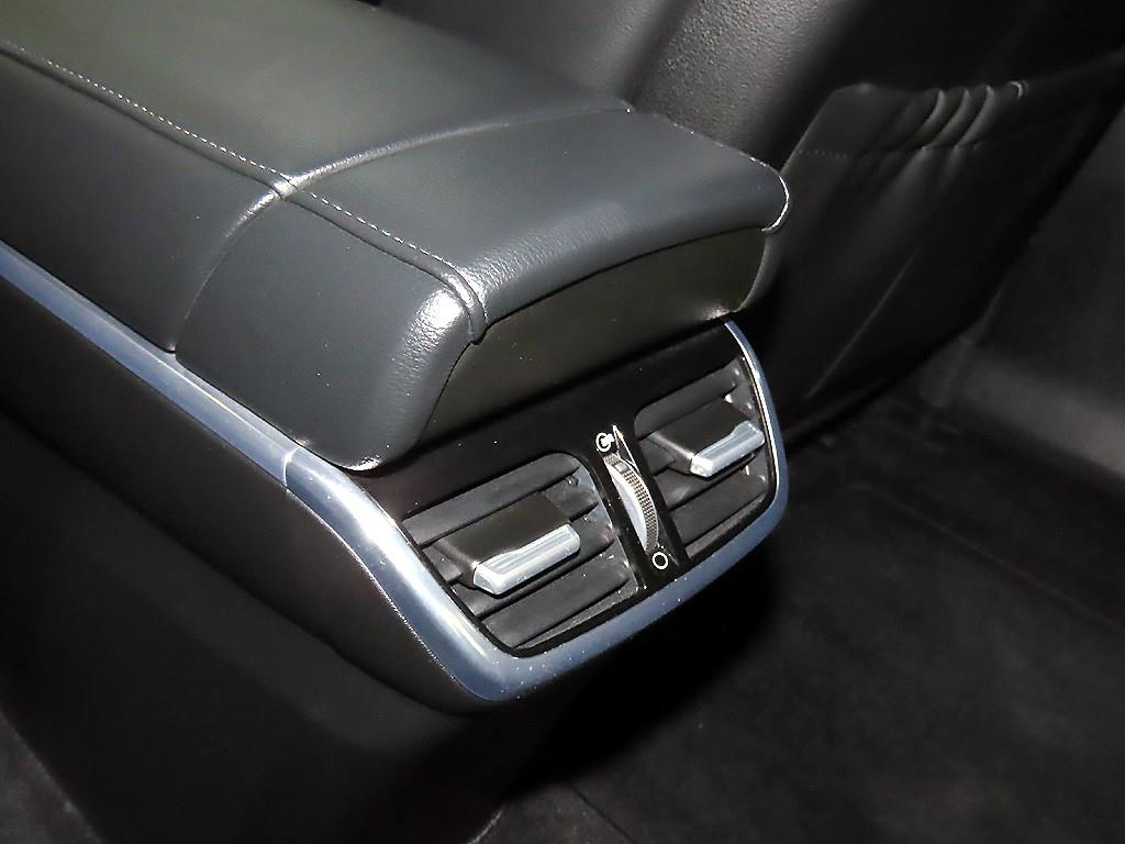 HYUNDAI Grandeur 2020 Negro - Importación desde Corea - HF Imports Iquique - Foto 18