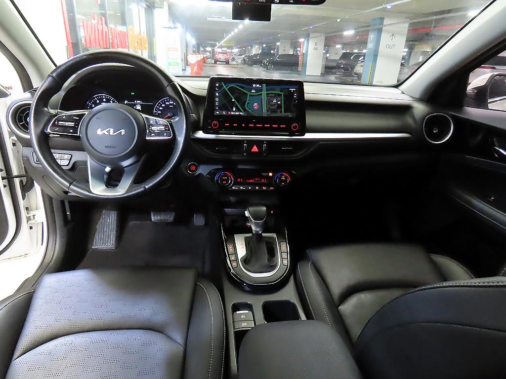 KIA K3 - Vista 10