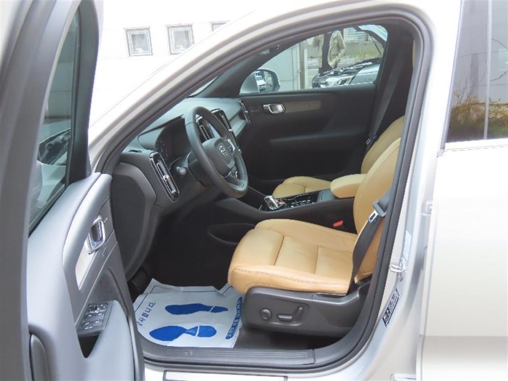 Volvo XC40 2019 Plateado - Importación desde Corea - HF Imports Iquique - Foto 13